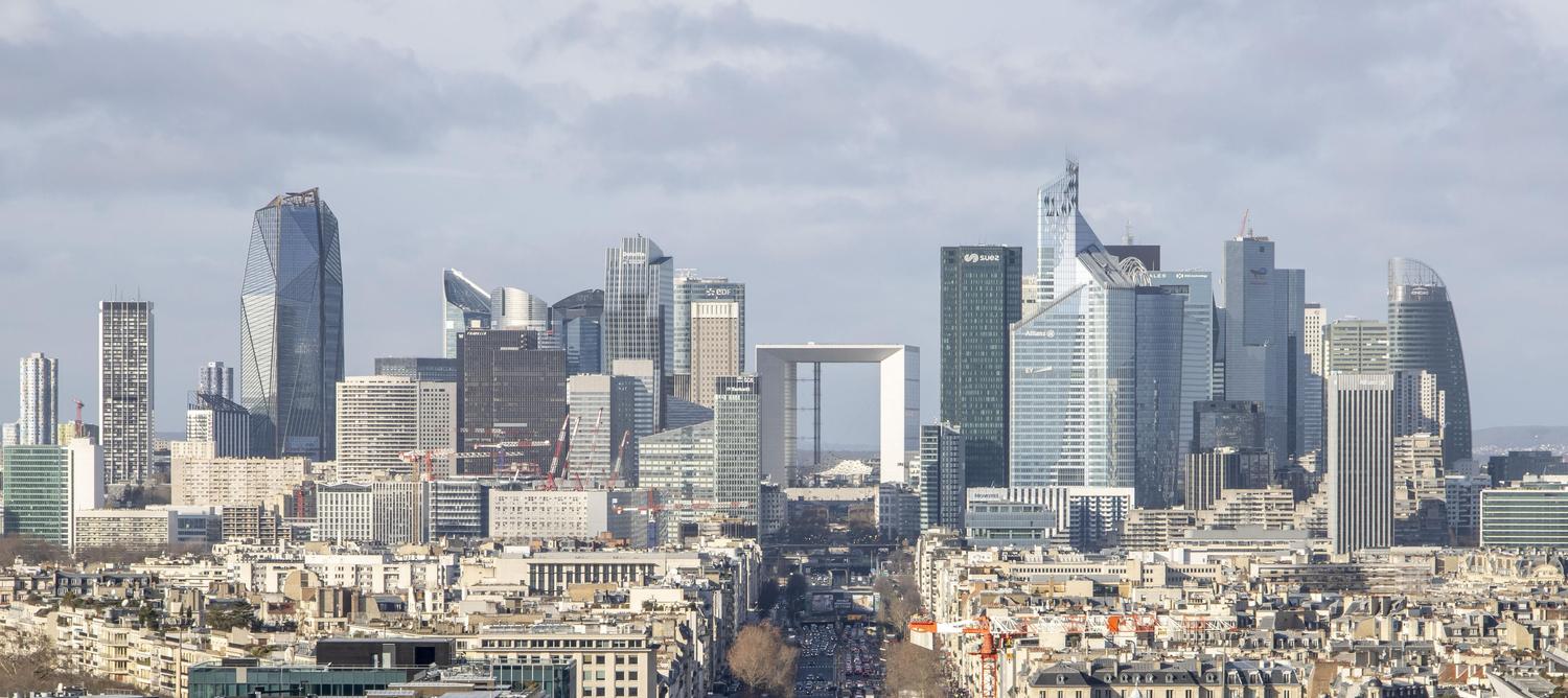 Restructuration d'un immeuble de grande hauteur dans le quartier de la Défense