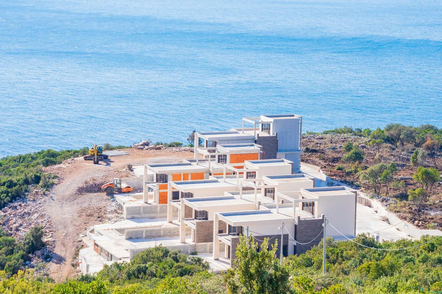 Contentieux à propos de la construction illégale et l'exploitation d'une villa de 3 000 m² sur la côte d'azur